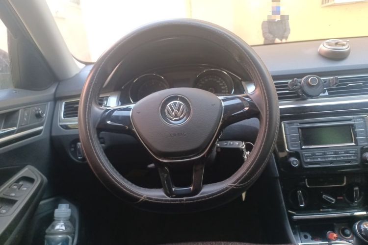 Used Volkswagen Bora 2017 1.6L Manual Comfort Model Steering Wheel