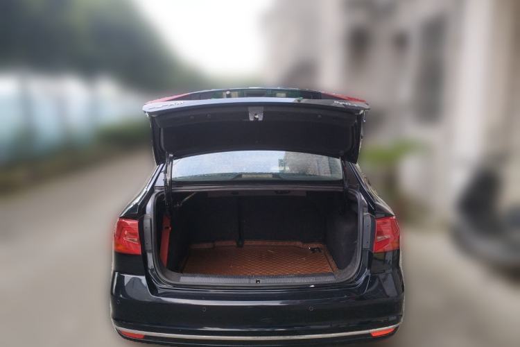 Used Volkswagen Bora 2017 1.6L Automatic Comfort Model Trunk