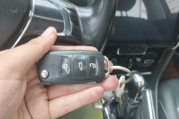 Used Volkswagen Bora 2017 1.6L Automatic Comfort Model Vehicle Key