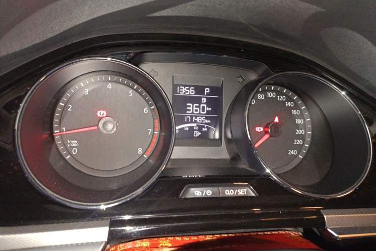 Used Volkswagen Bora 2017 1.6L Automatic Comfort Model Instrument Cluster