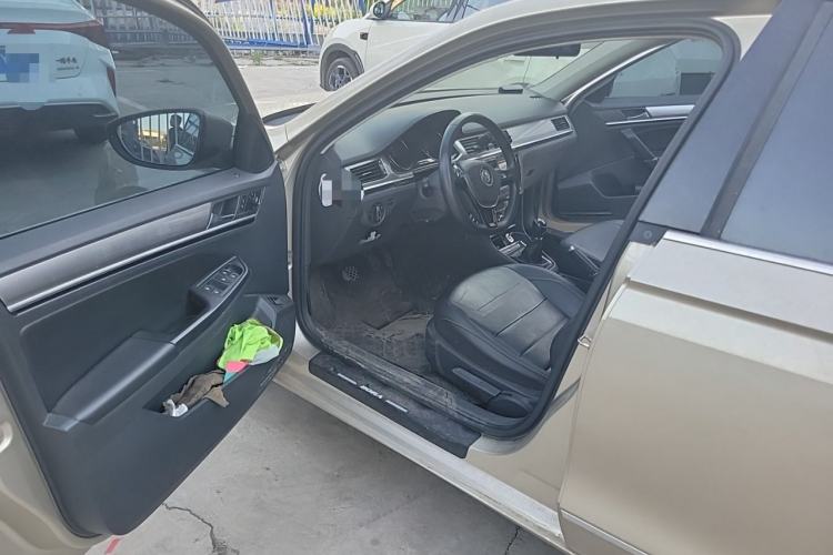 Used Volkswagen Bora 2017 1.6L Manual Comfort Model Driver Seat