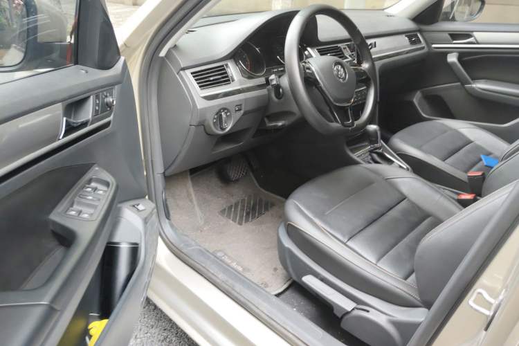 Used Volkswagen Bora 2017 1.6L Automatic Comfort Model Driver Seat