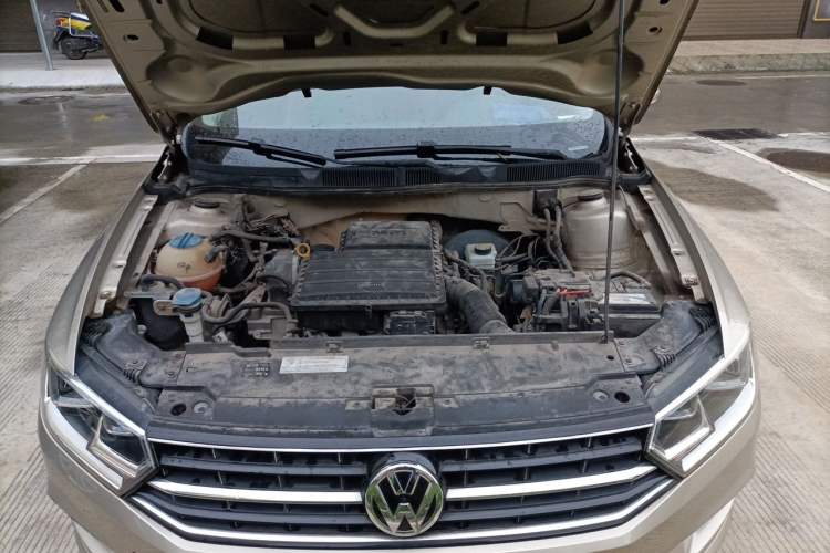 Used Volkswagen Bora 2017 1.6L Manual Comfort Model Engine Bay
