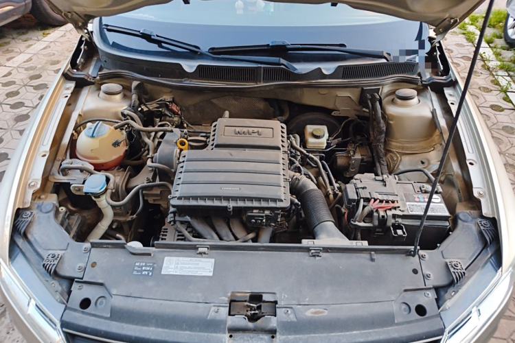 Used Volkswagen Bora 2017 1.6L Automatic Fashion Model Engine Bay