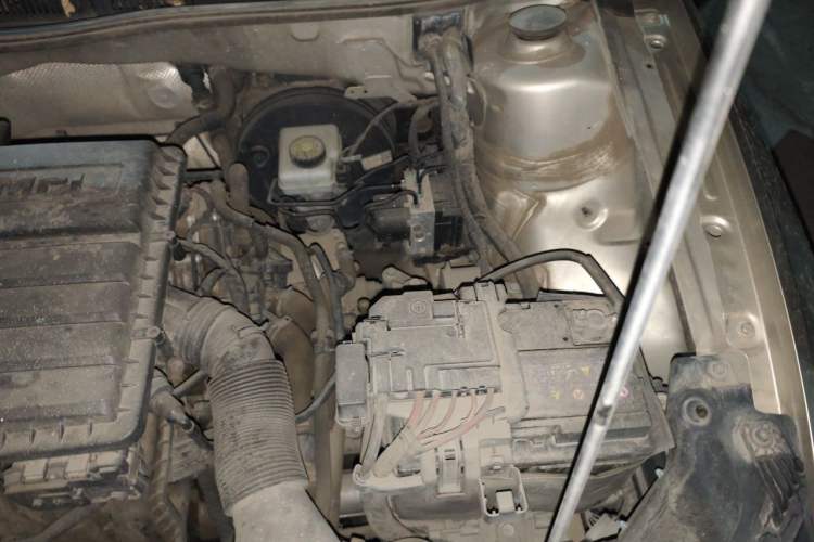 Used Volkswagen Bora 2017 1.6L Automatic Comfort Model Engine Bay Left