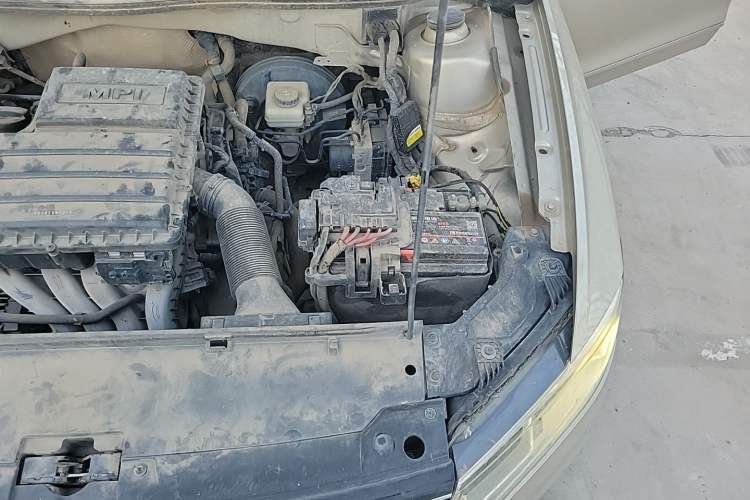 Used Volkswagen Bora 2017 1.6L Manual Comfort Model Engine Bay Left