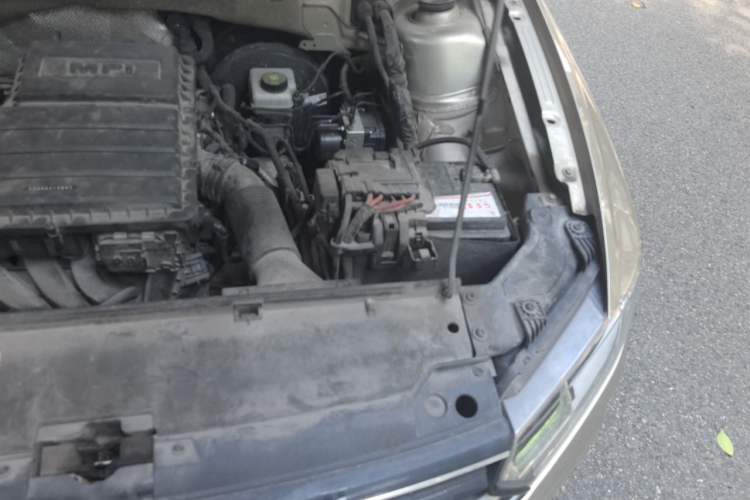 Used Volkswagen Bora 2017 1.6L Automatic Two-Millionth-Vehicle Commemorative Edition Engine Bay Left