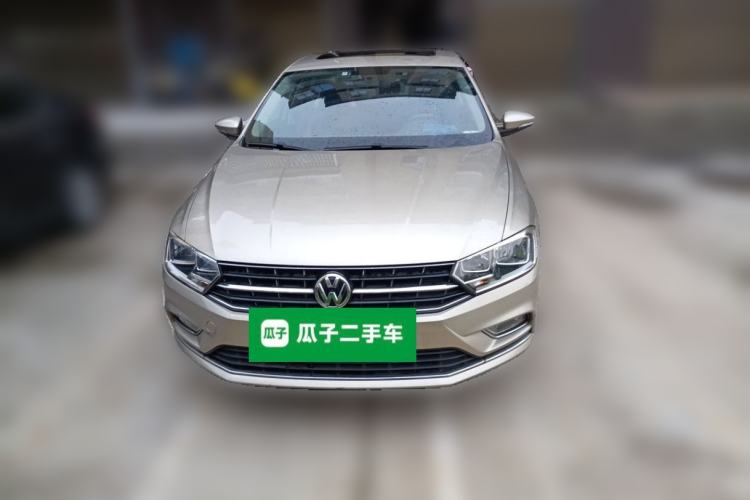 Used Volkswagen Bora 2017 1.6L Manual Comfort Model Front