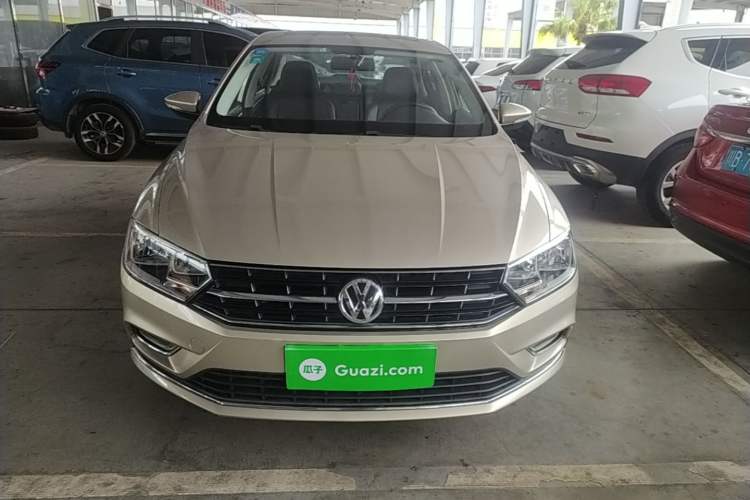Used Volkswagen Bora 2017 1.6L Manual Comfort Model Front