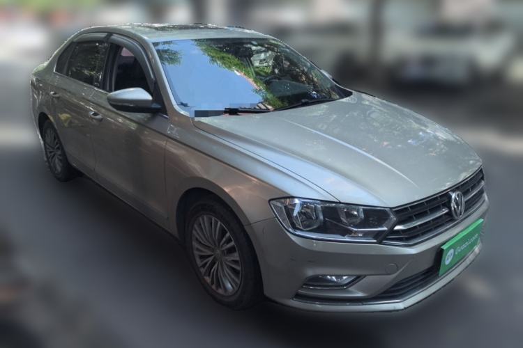 Used Volkswagen Bora 2017 1.6L Automatic Two-Millionth-Vehicle Commemorative Edition Front Right 45 Deg