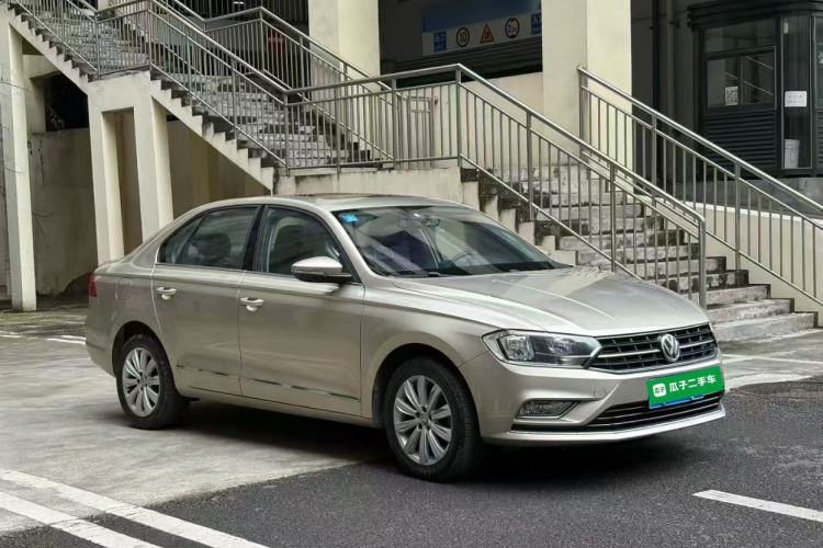 Used Volkswagen Bora 2017 1.6L Manual Comfort Model Front Right 45 Deg