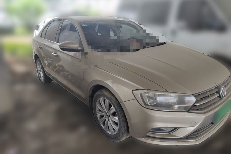 Used Volkswagen Bora 2017 1.6L Manual Comfort Model Front Right 45 Deg