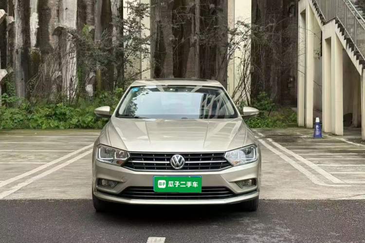 Used Volkswagen Bora 2017 1.6L Manual Comfort Model Front