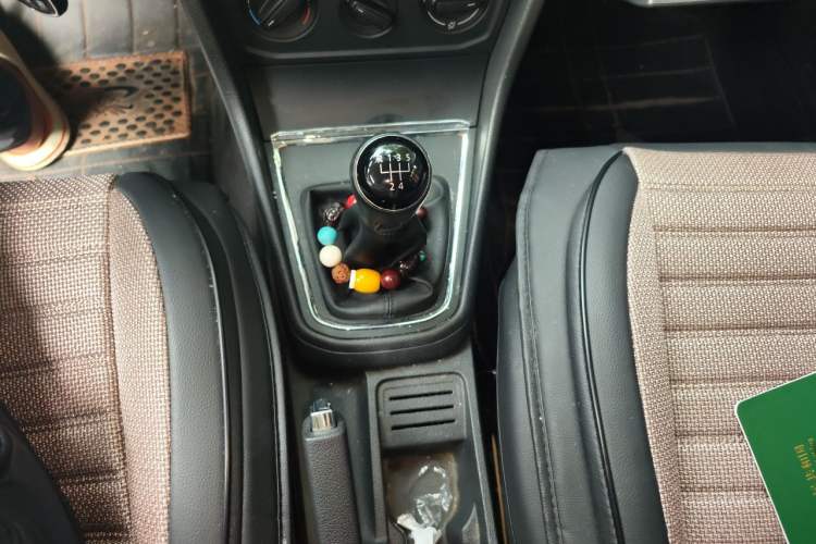 Used Volkswagen Bora 2017 1.6L Manual Fashion Model Gear Lever