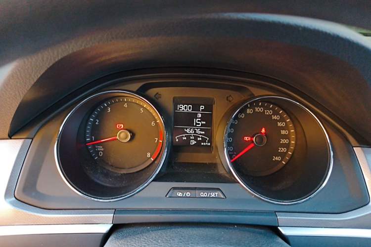 Used Volkswagen Bora 2017 1.6L Automatic Fashion Model Instrument Cluster