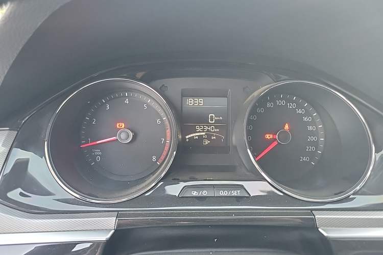 Used Volkswagen Bora 2017 1.6L Manual Comfort Model Instrument Cluster
