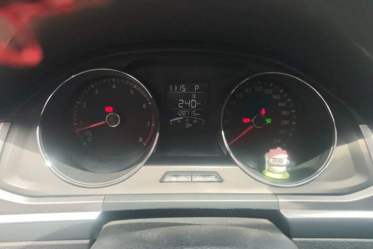 Used Volkswagen Bora 2017 1.6L Automatic Fashion Model Instrument Cluster