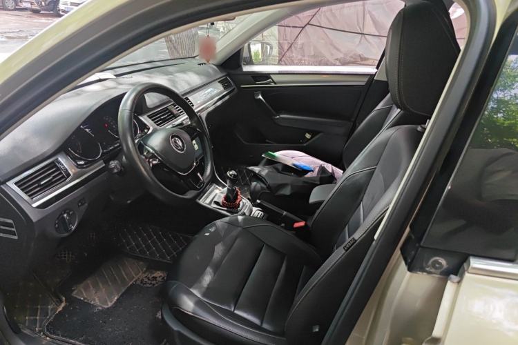 Used Volkswagen Bora 2017 1.6L Manual Comfort Model Left Front Seat