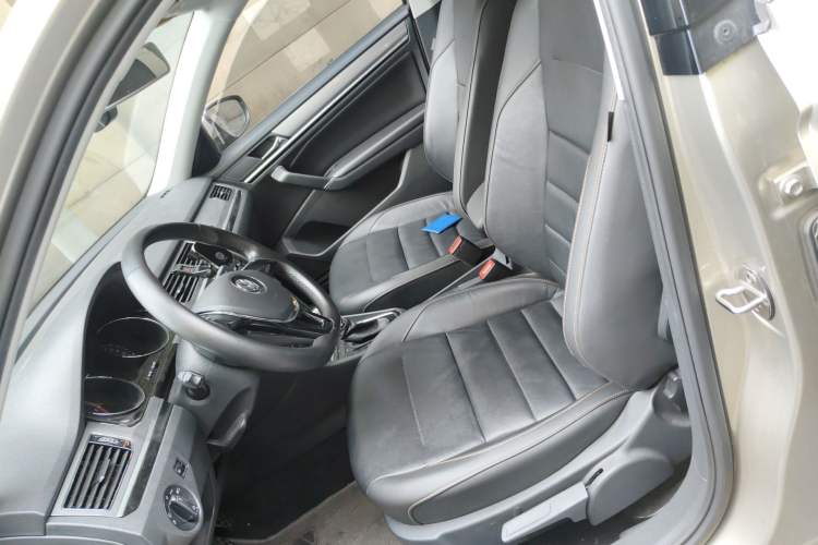 Used Volkswagen Bora 2017 1.6L Automatic Comfort Model Left Front Seat