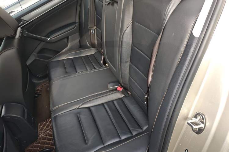 Used Volkswagen Bora 2017 1.6L Automatic Comfort Model Left Rear Seat