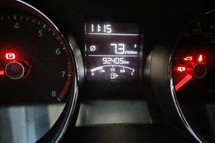 Used Volkswagen Bora 2017 1.6L Manual Comfort Model Odometer Close Up