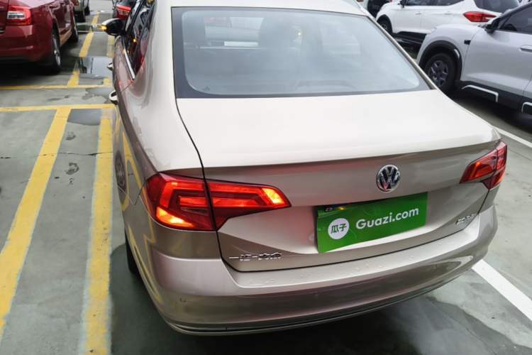 Used Volkswagen Bora 2017 1.6L Automatic Comfort Model Rear