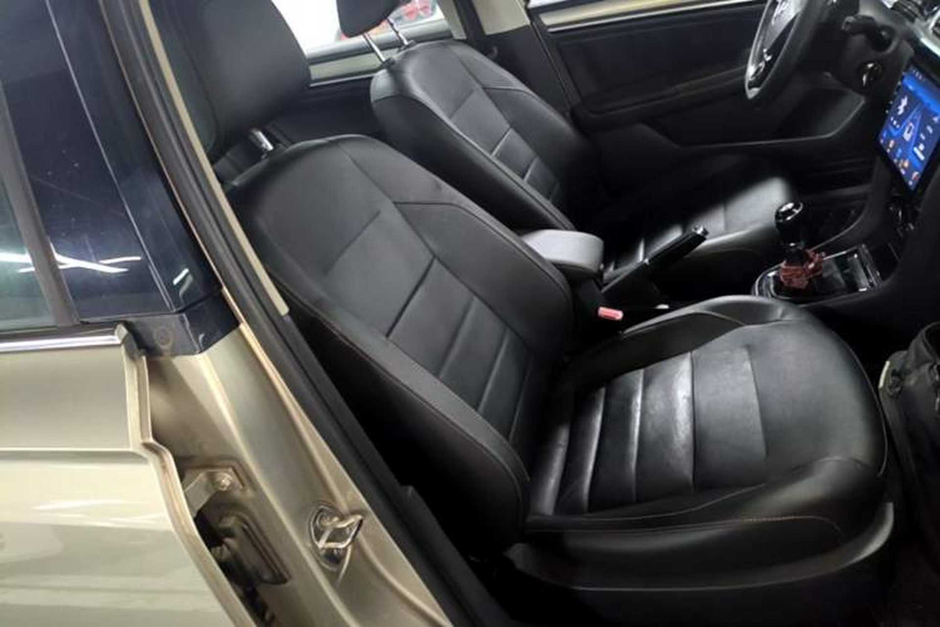 Used Volkswagen Bora 2017 1.6L Manual Comfort Model Right Front Seat