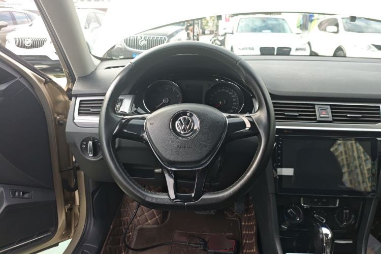 Used Volkswagen Bora 2017 1.6L Automatic Comfort Model Steering Wheel