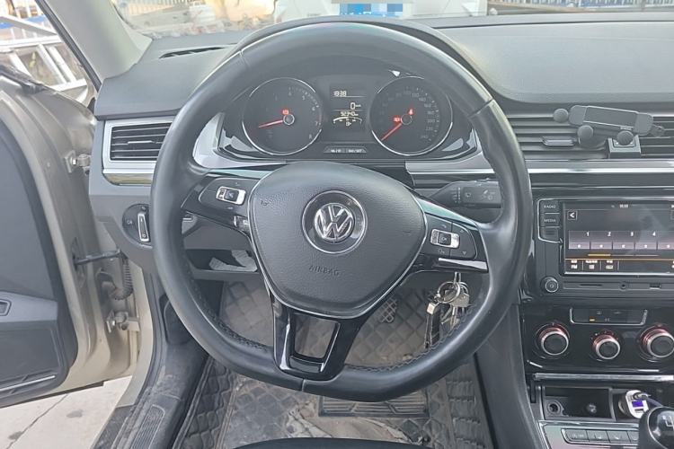 Used Volkswagen Bora 2017 1.6L Manual Comfort Model Steering Wheel