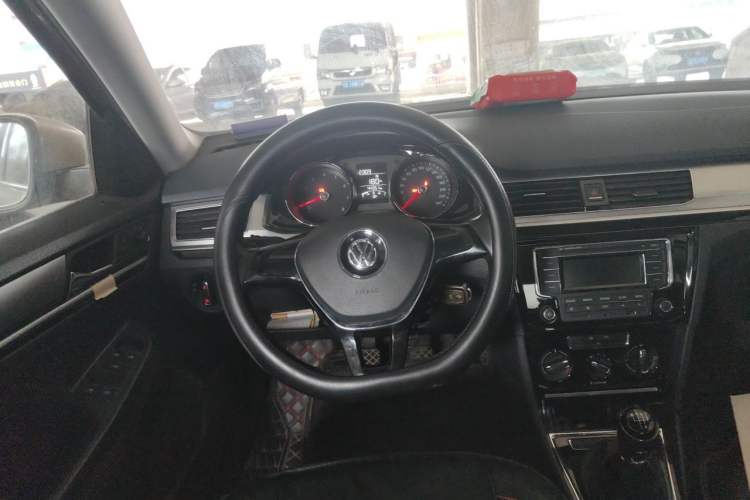 Used Volkswagen Bora 2017 1.6L Manual Comfort Model Steering Wheel