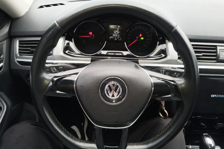 Used Volkswagen Bora 2017 1.6L Automatic Comfort Model Steering Wheel