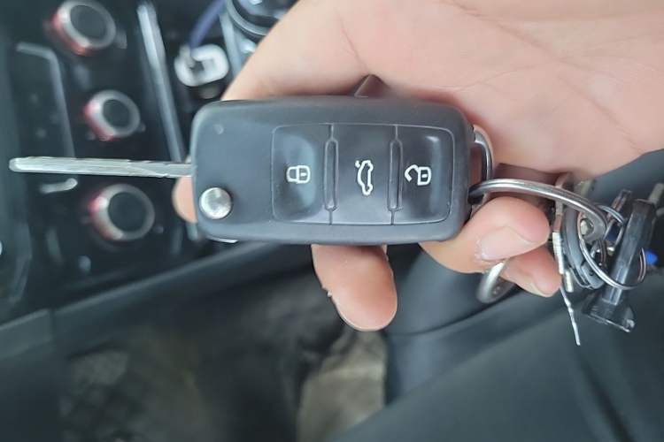 Used Volkswagen Bora 2017 1.6L Manual Comfort Model Vehicle Key