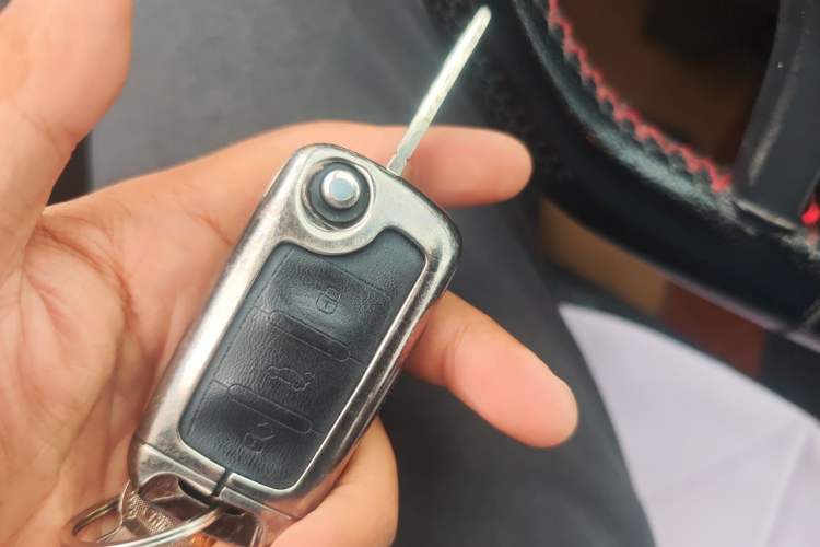 Used Volkswagen Bora 2017 1.6L Automatic Fashion Model Vehicle Key