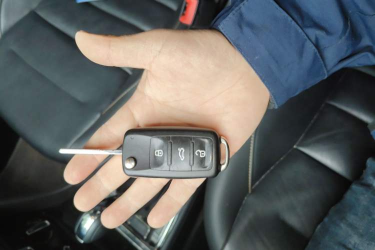 Used Volkswagen Bora 2017 1.6L Automatic Comfort Model Vehicle Key