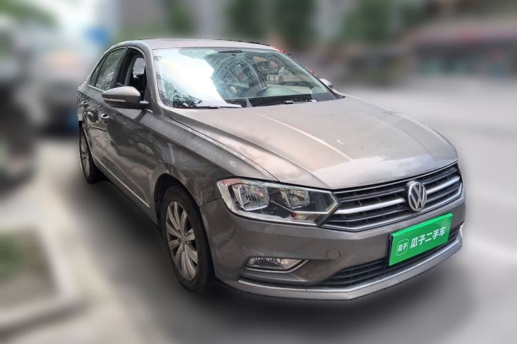 Used Volkswagen Bora 2017 1.6L Automatic Comfort Model Front Right 45 Deg
