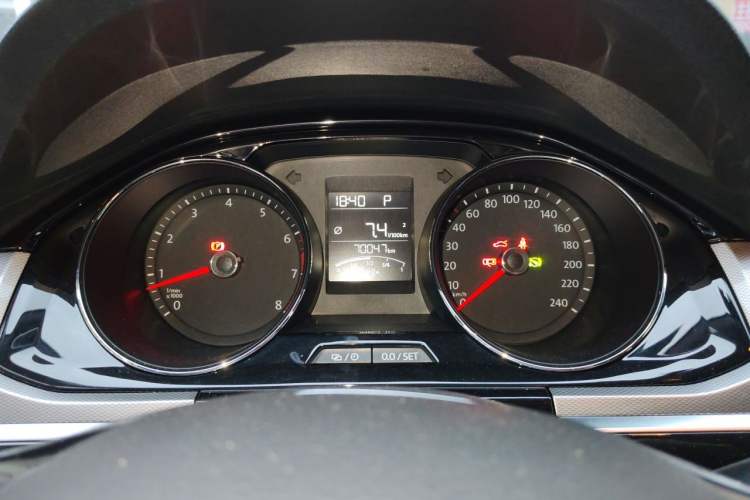 Used Volkswagen Bora 2017 1.6L Automatic Comfort Model Instrument Cluster