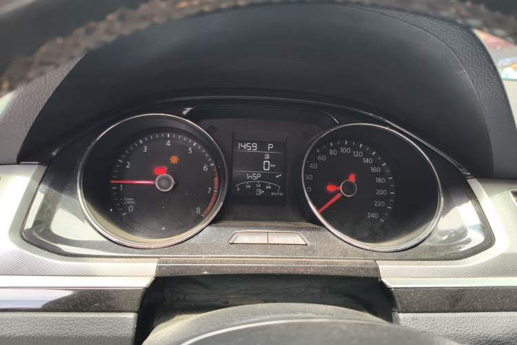 Used Volkswagen Bora 2017 1.6L Automatic Comfort Model Instrument Cluster