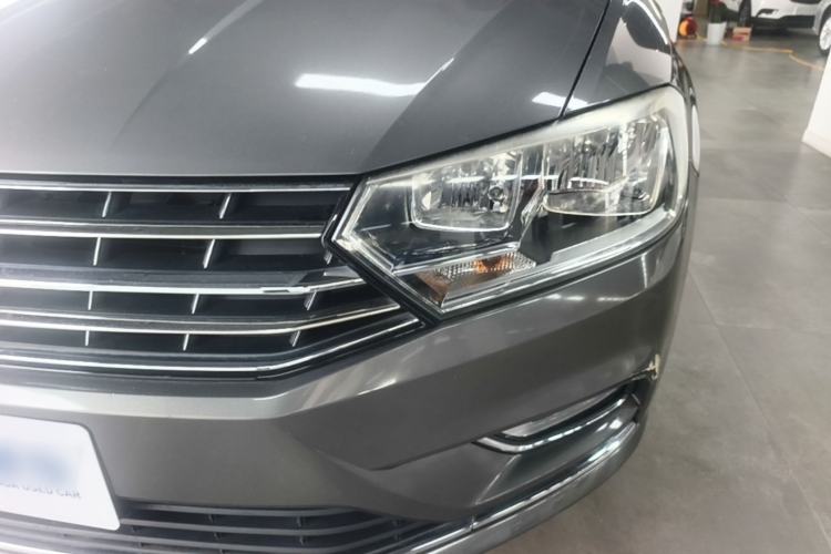 Used Volkswagen Bora 2017 1.6L Automatic Comfort Model Left Front Headlight