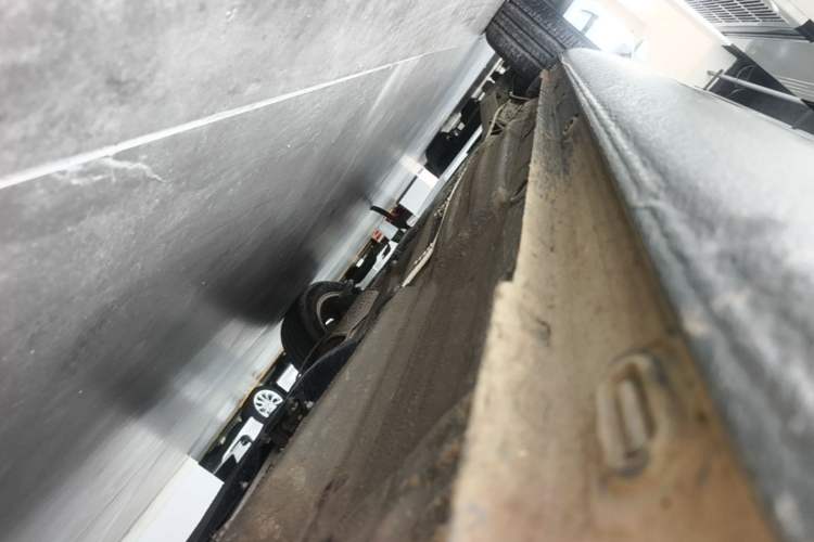 Used Volkswagen Bora 2017 1.6L Automatic Comfort Model Right Side Sill