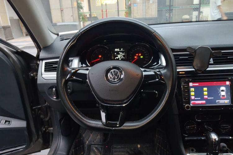 Used Volkswagen Bora 2017 1.6L Automatic Comfort Model Steering Wheel