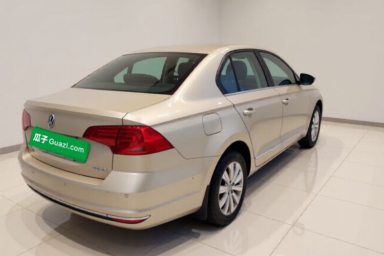 Used Volkswagen Bora 2017 1.6L Automatic Comfort Model Exterior 5