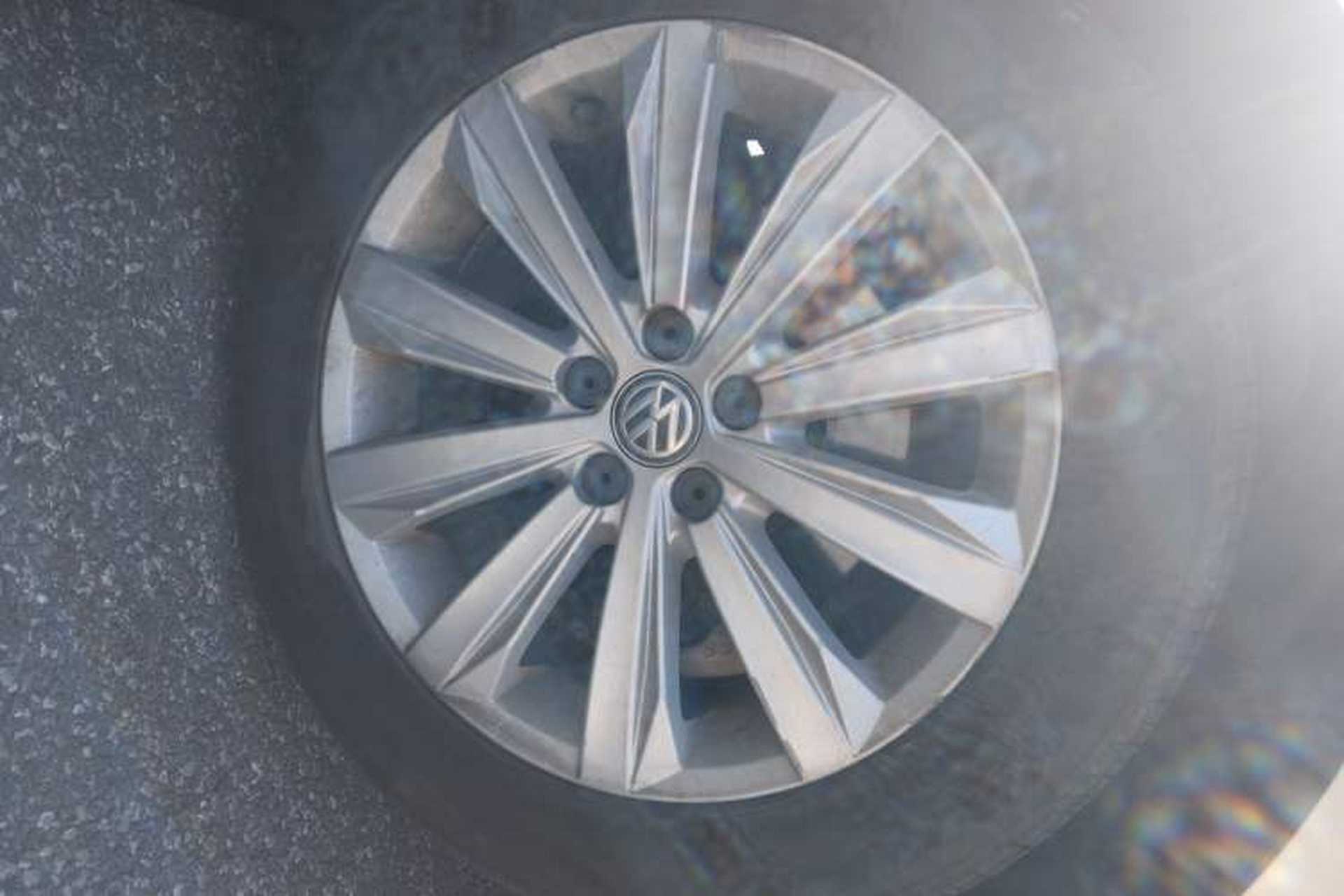 Used Volkswagen Bora 2017 1.6L Automatic Comfort Model Exterior 7