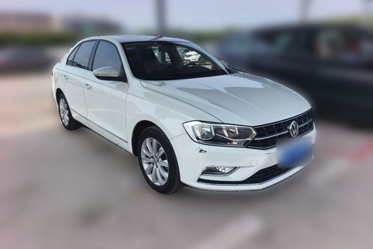 Used Volkswagen Bora 2017 1.6L Automatic Comfort Model Front Right 45 Deg