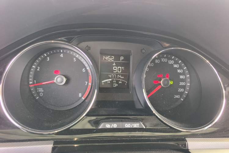 Used Volkswagen Bora 2017 1.6L Automatic Comfort Model Instrument Cluster