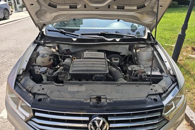 Used Volkswagen Bora 2017 1.6L Automatic Comfort Model Engine Bay