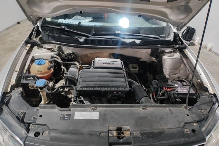 Used Volkswagen Bora 2017 1.6L Automatic Fashion Model Engine Bay