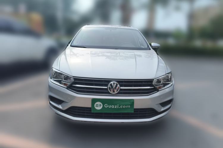 Used Volkswagen Bora 2017 1.6L Manual Fashion Model Exterior 1