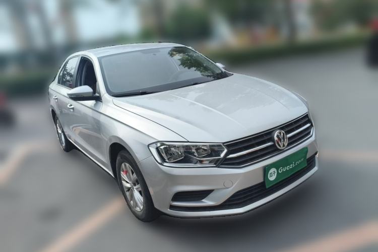 Used Volkswagen Bora 2017 1.6L Manual Fashion Model Exterior 2