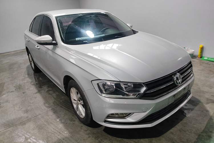 Used Volkswagen Bora 2017 1.6L Automatic Fashion Model Front Right 45 Deg