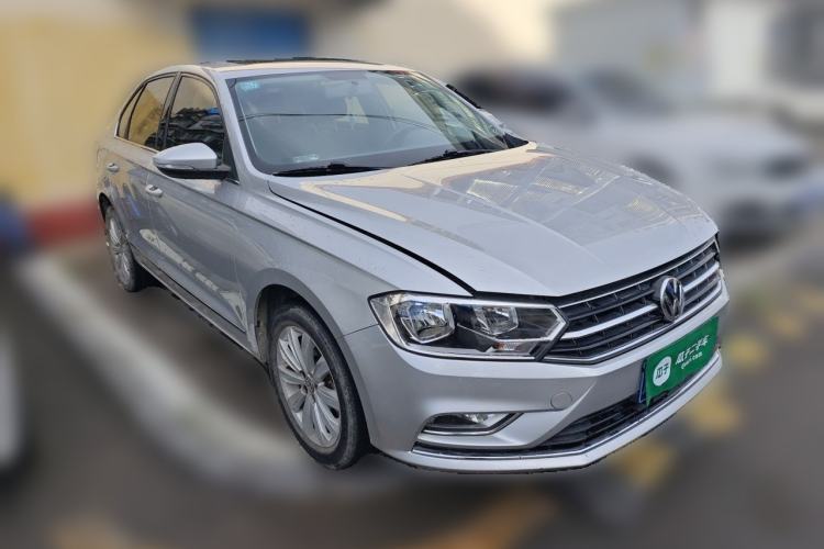 Used Volkswagen Bora 2017 1.6L Manual Comfort Model Front Right 45 Deg